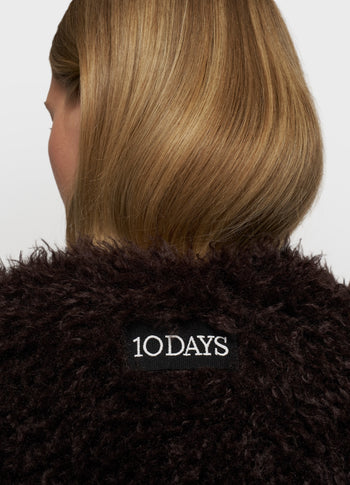 the Bobbie gilet | deep wine