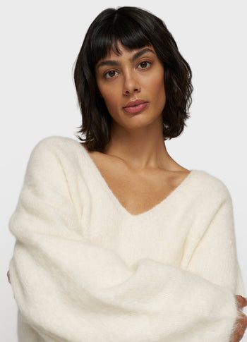 pleat hairy knit sweater | ecru