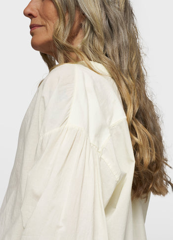 flowy blouse | faded pastel yellow