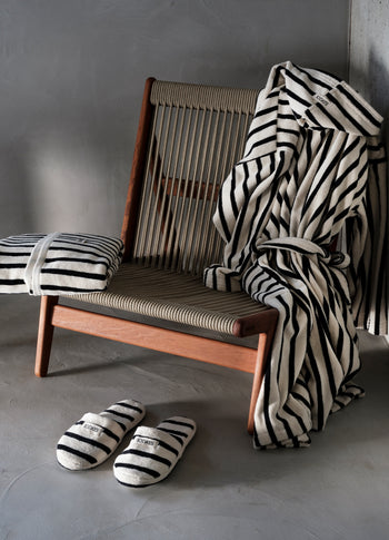 bathrobe stripes | ecru/black