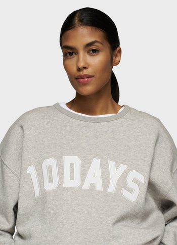 THE STATEMENT SWEATER | light grey melee