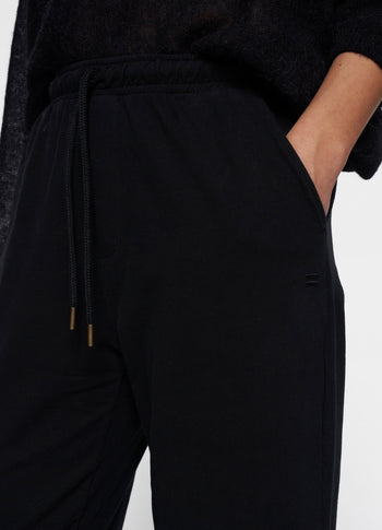 THE STRAIGHT JOGGER | black