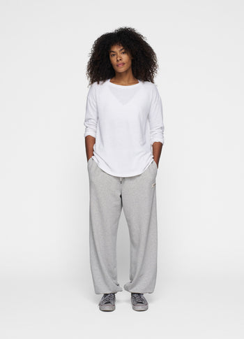 THE LONG SLEEVE TEE | white