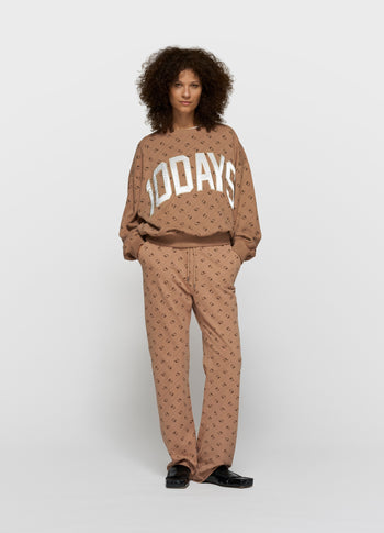 straight jogger monogram | fudge