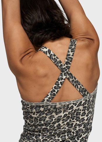 wrapper leopard | soft white melee