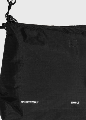 padded mini pouch | black