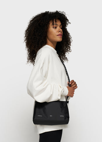 padded mini pouch | black