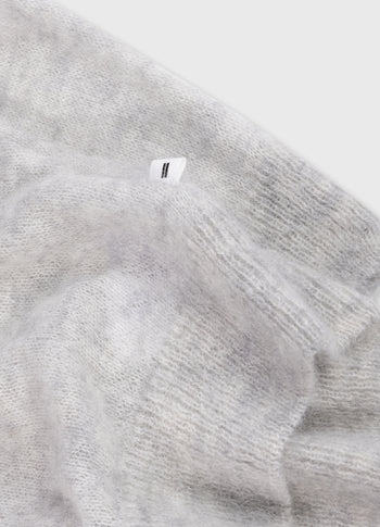 THE V-NECK KNIT SWEATER | light grey melee