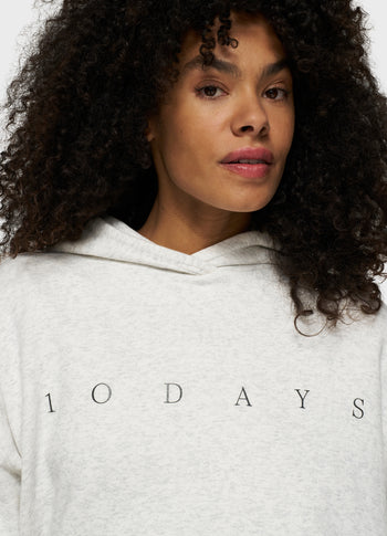 statement hoodie | white melee