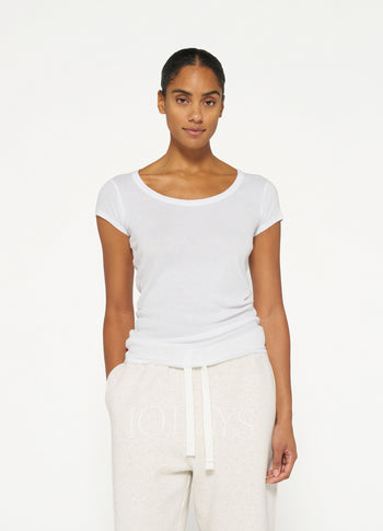 THE SLIM FIT TEE | white