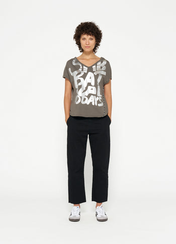 washed chino | black