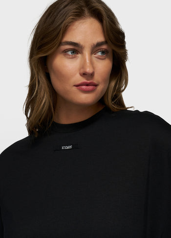 oversized tee jersey | black