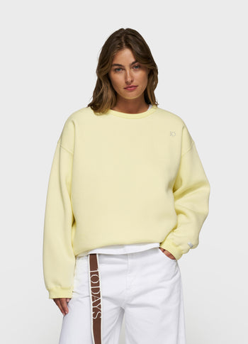 raw edge sweater | pastel yellow