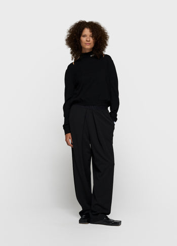 deep neck knit sweater | black
