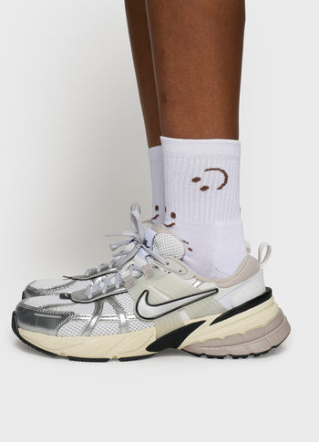 socks all-over smile | white