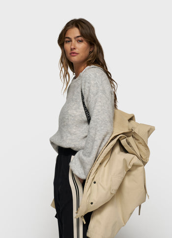 the queen parka | pure sand