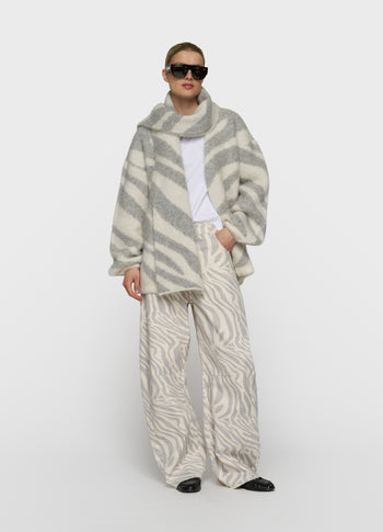 gebreide sjaal zebra | ecru