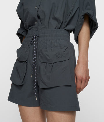 crinkle utility shorts | steel blue