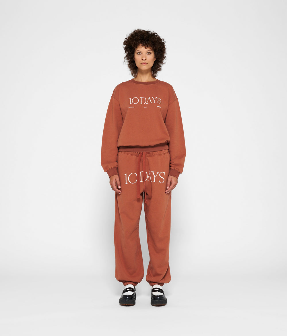 Bar jogger | saddle brown
