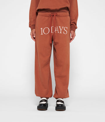 Bar jogger | saddle brown