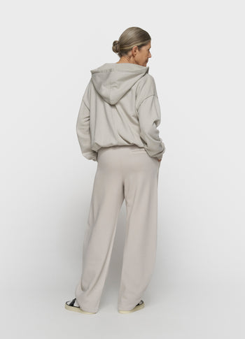 banana broek fleece | stone