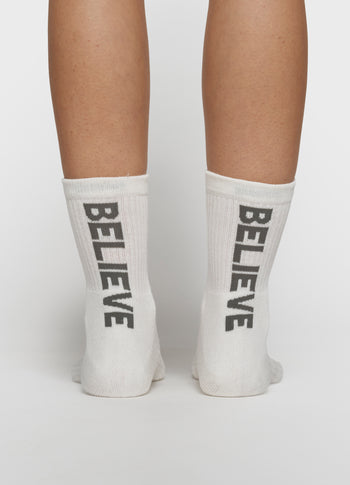 socks believe | ecru