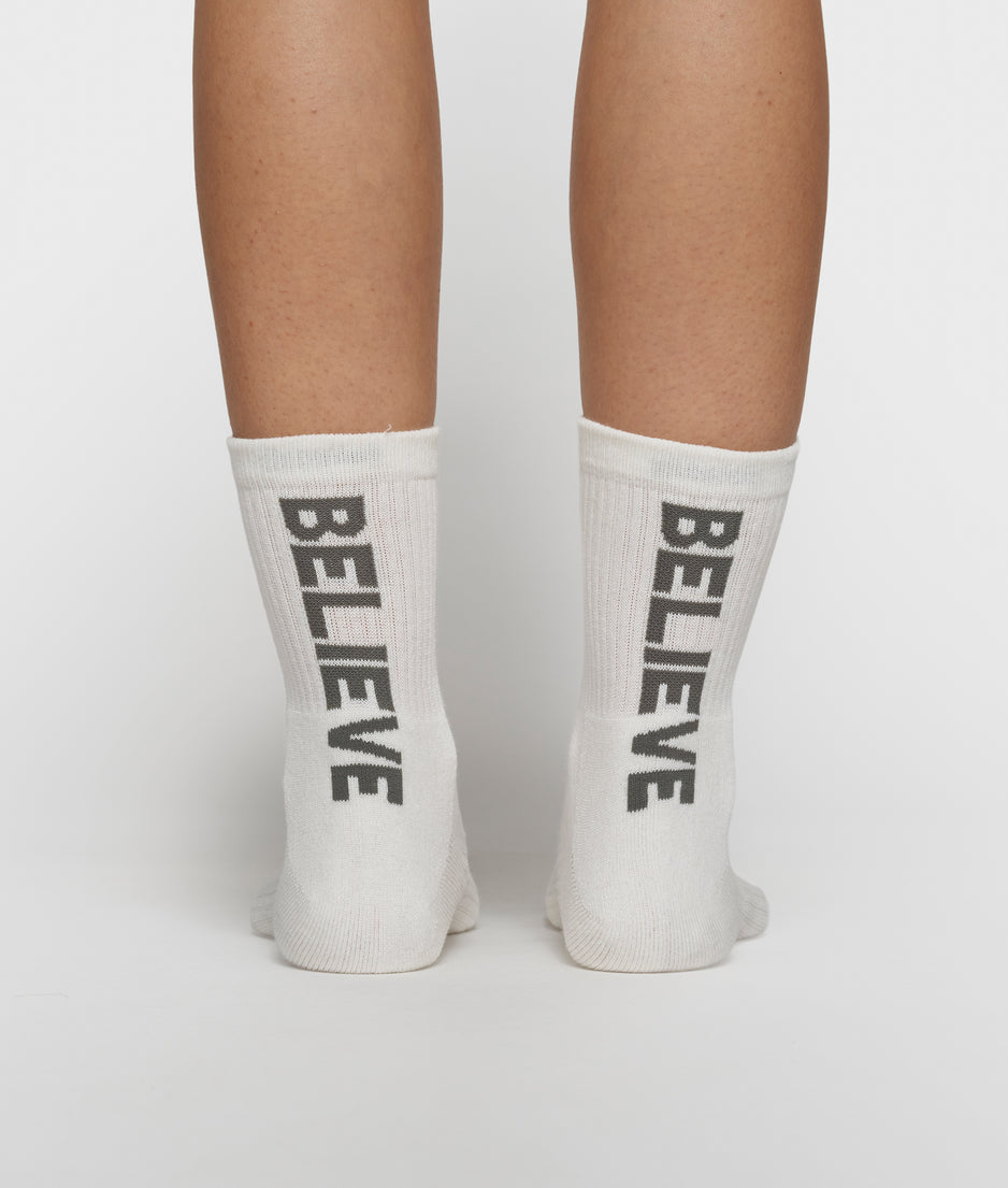 socks believe | ecru