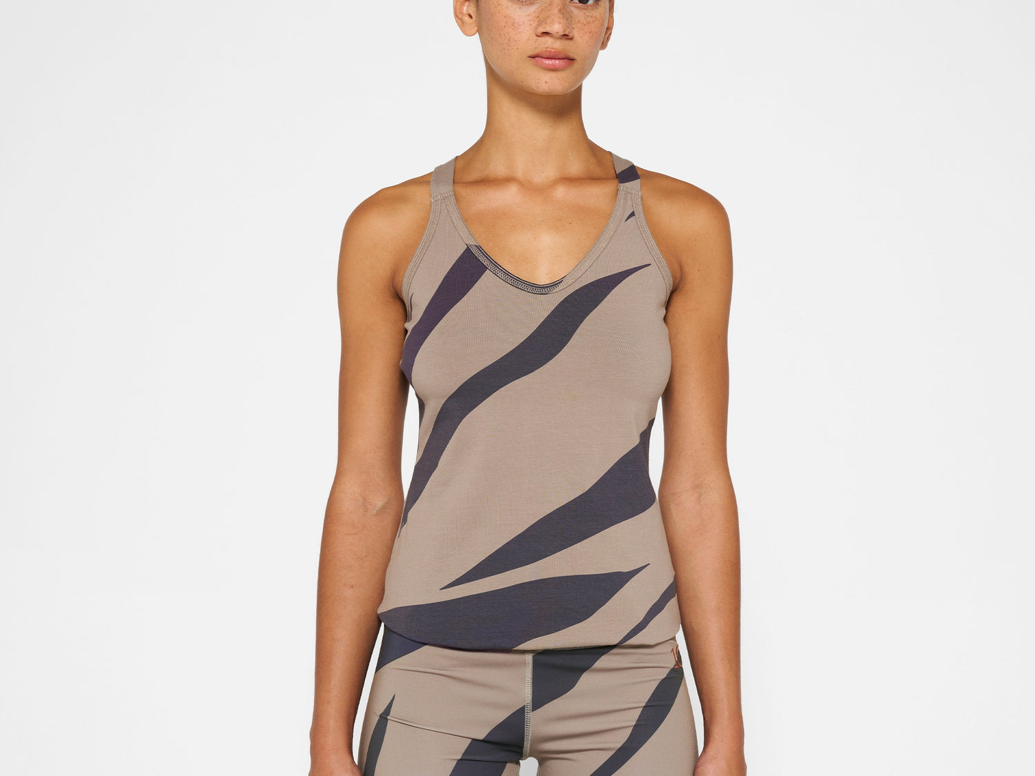 wrapper zebra | warm taupe