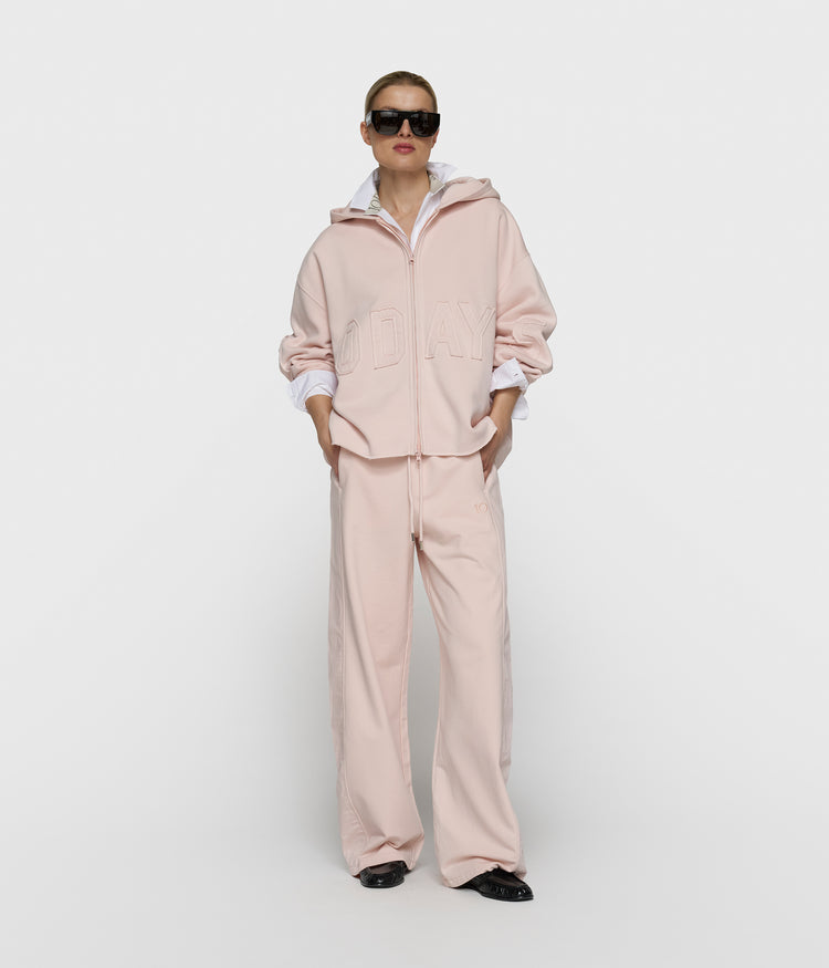 western jogger | powder