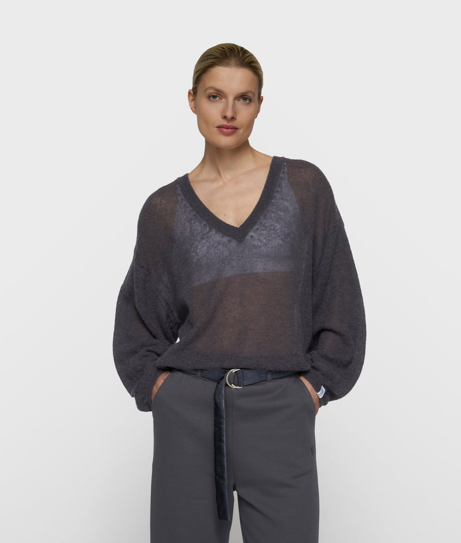 dunne V-hals knit sweater | steel blue