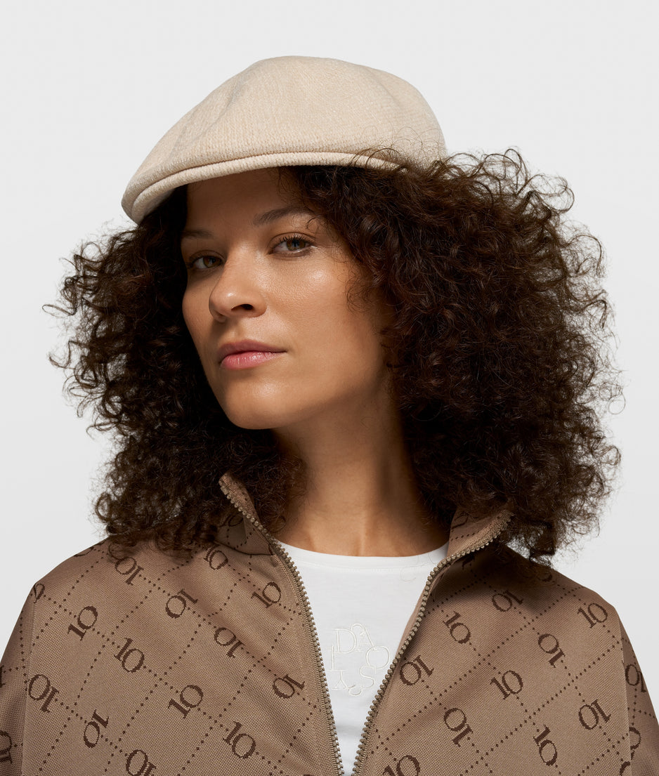 knit flat cap | pearl