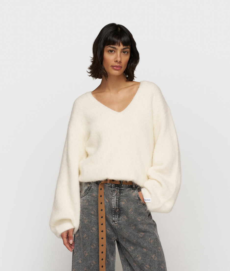 pleat hairy knit sweater | ecru