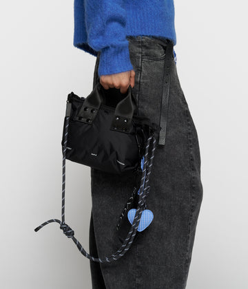 kleine gewatterde shopper | black