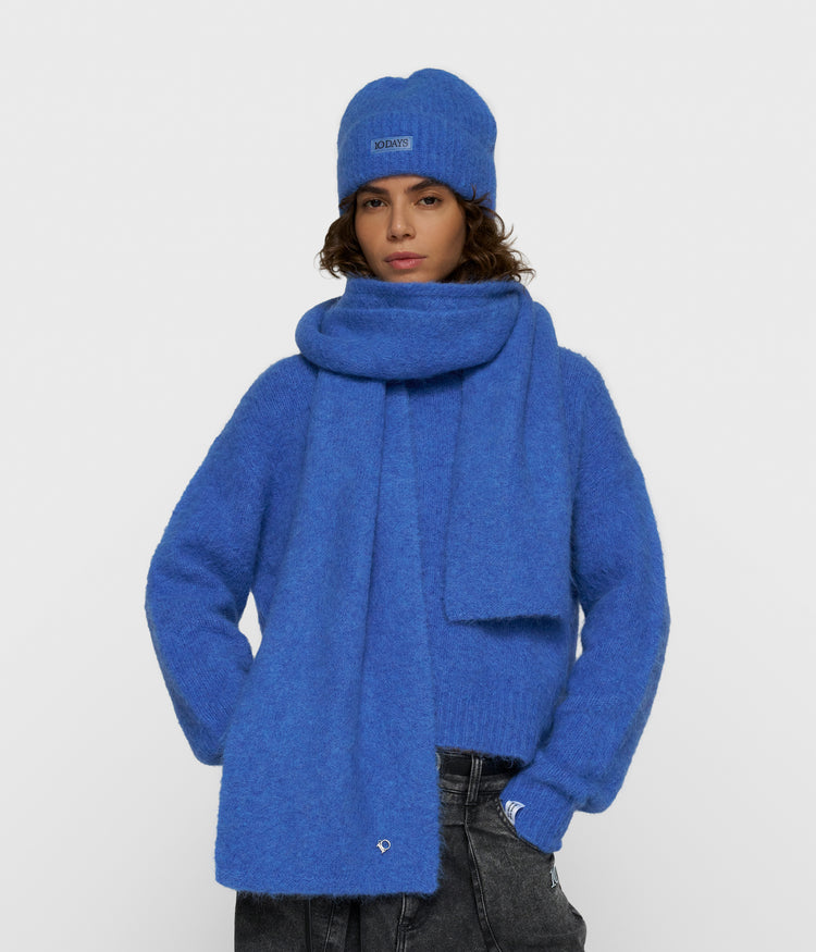 hairy knit sjaal | ultramarine