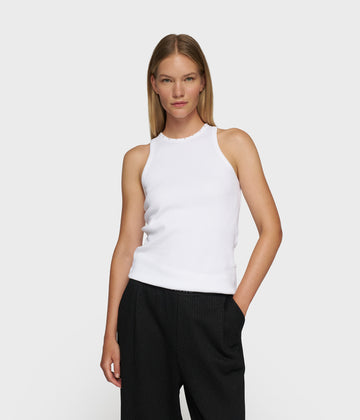 tank top pearls | white