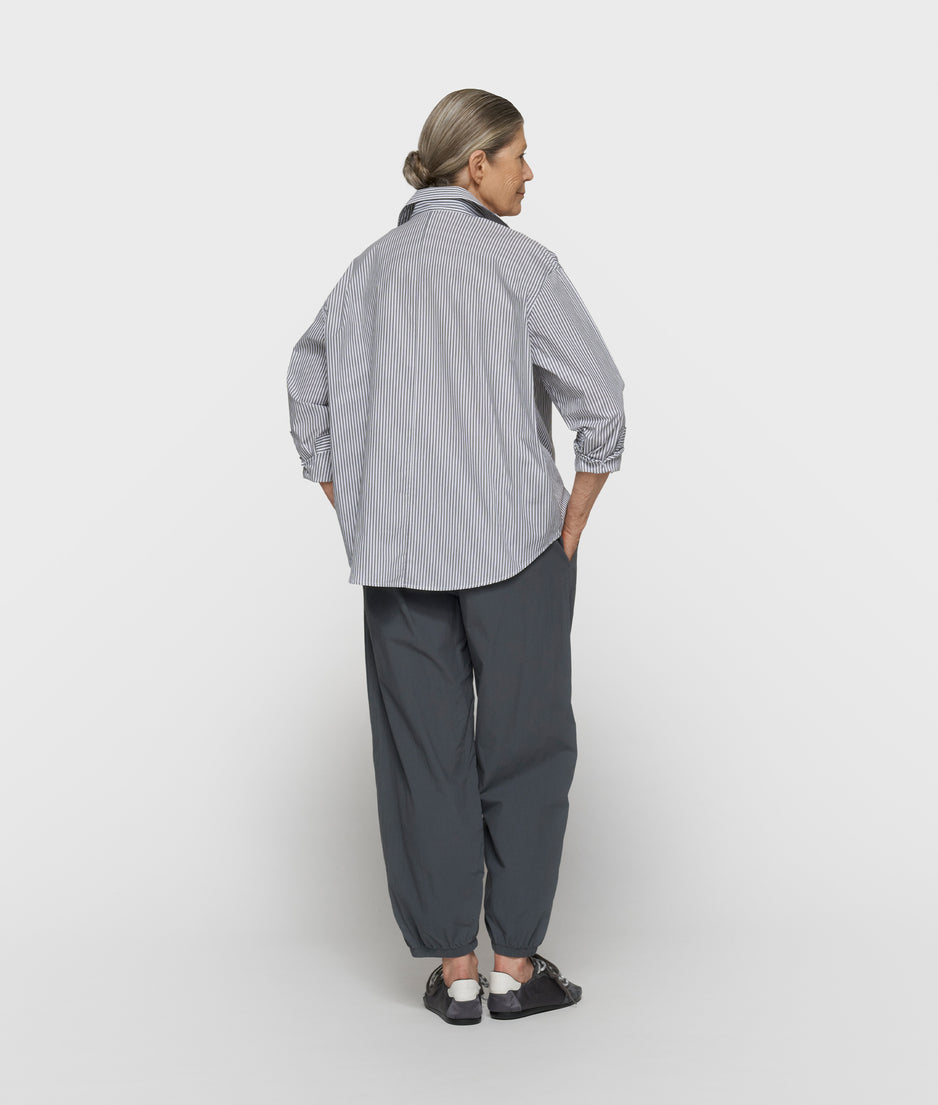 crinkle jogger | steel blue