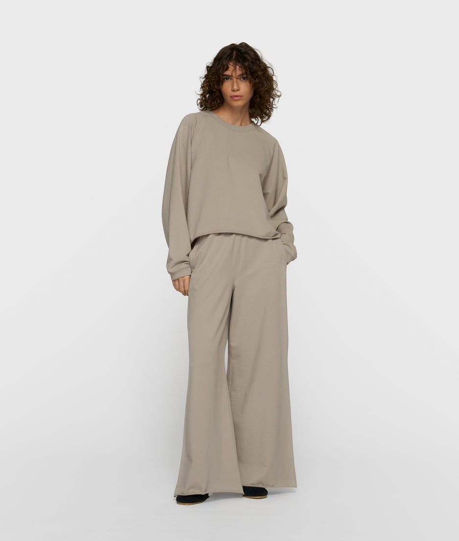 silent chique wide jogger | fog