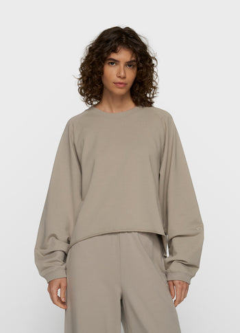 silent chique raglan sweater | fog