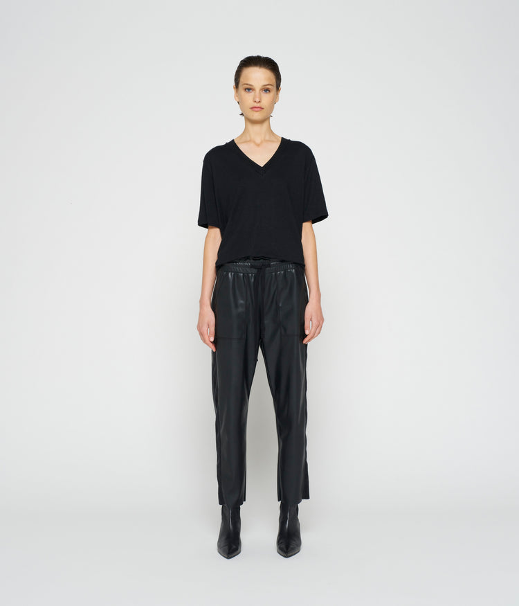 leatherlook side panel jogger | black