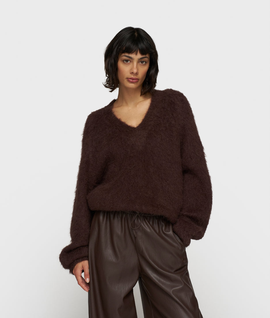 v-neck knit sweater | deep wine