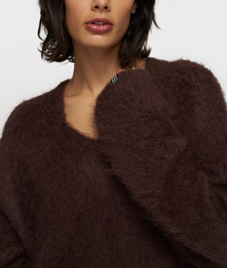 v-neck knit sweater | deep wine