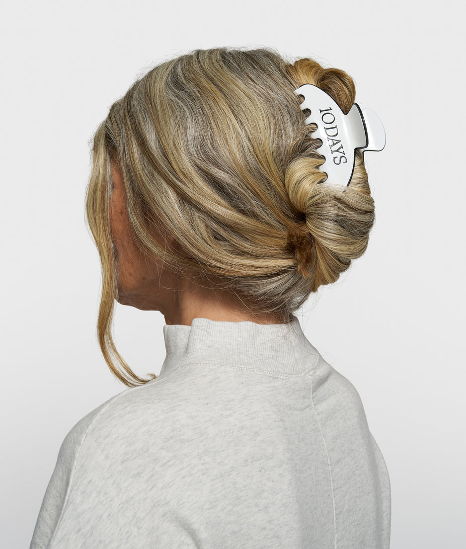 hair claw | ecru