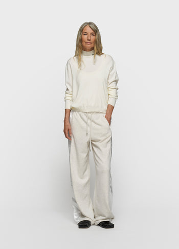 deep neck knit sweater | ecru
