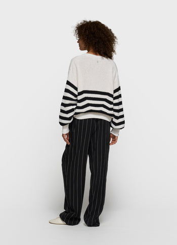v-neck rib knit sweater | ecru