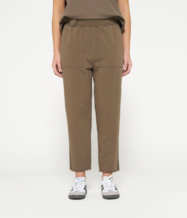 side panel jogger | dark moss