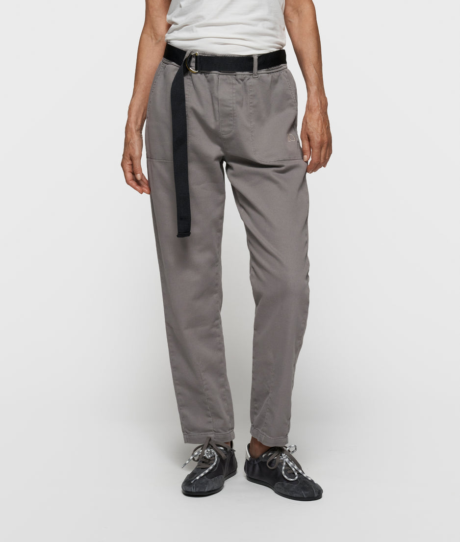 belted pants jog twill | light graphite