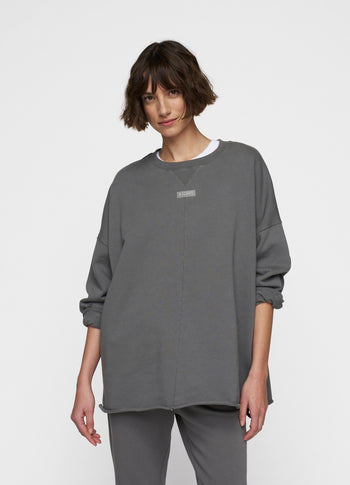 beach sweater | oil