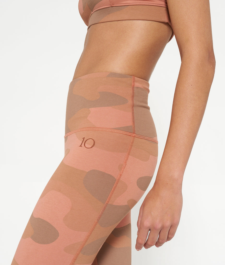 yoga leggings camo | saddle brown