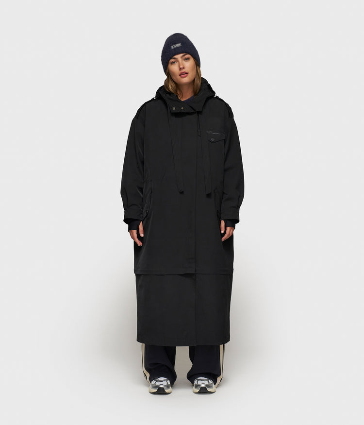 the famous raincoat | black