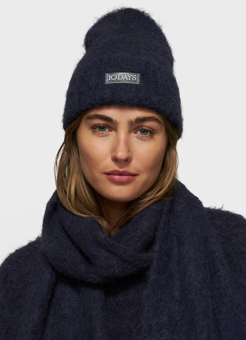 soft hairy knit scarf | dark navy